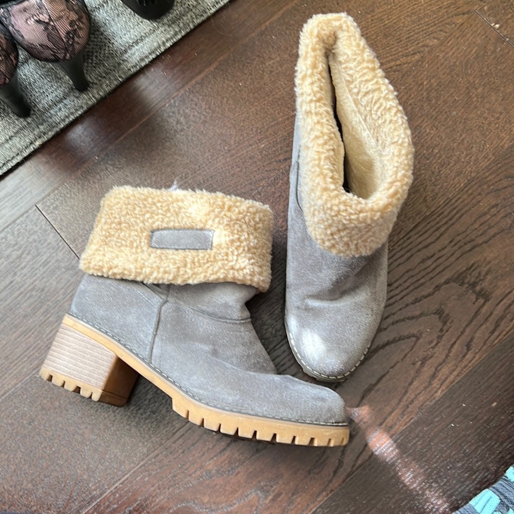 Wooly teddy bear grey ankle boot with fuzzy trim and grey outer.